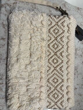 NWT Lulu's Cream Textured Fringe & Diamond Pattern Wristlet